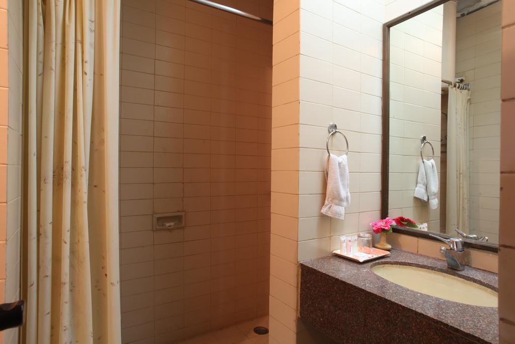 Hotel Jammu Ashok Quarto foto